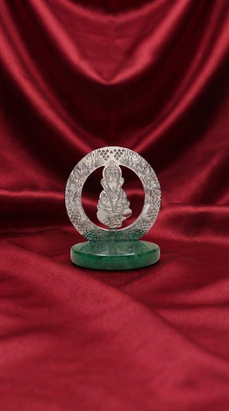 Royal Ganesh Halo Idol – Silver Ring Divine Blessing