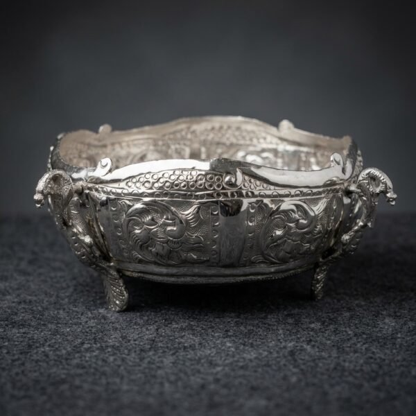 Baroque Lion-Foot Bowl – Antique Silver Embossed Centerpiece