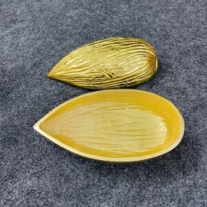 Golden Petal Tray – Teardrop Leaf-Vein Trinket Dish