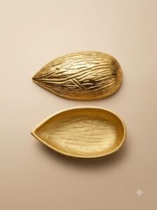 Golden Petal Tray – Teardrop Leaf-Vein Trinket Dish