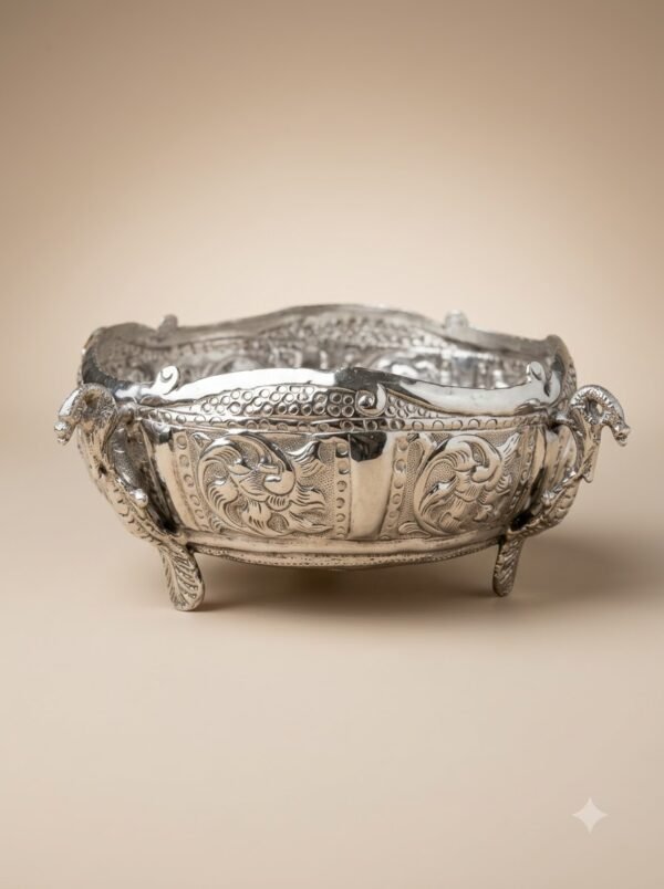 Baroque Lion-Foot Bowl – Antique Silver Embossed Centerpiece