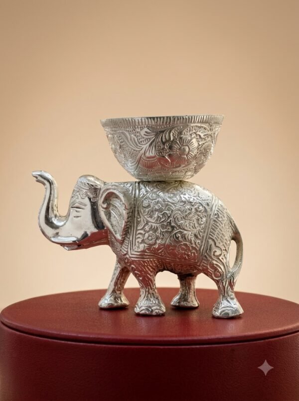 Standing Elephant Bowl – Engraved Silver Figurine with Trunk-Up Bowl
